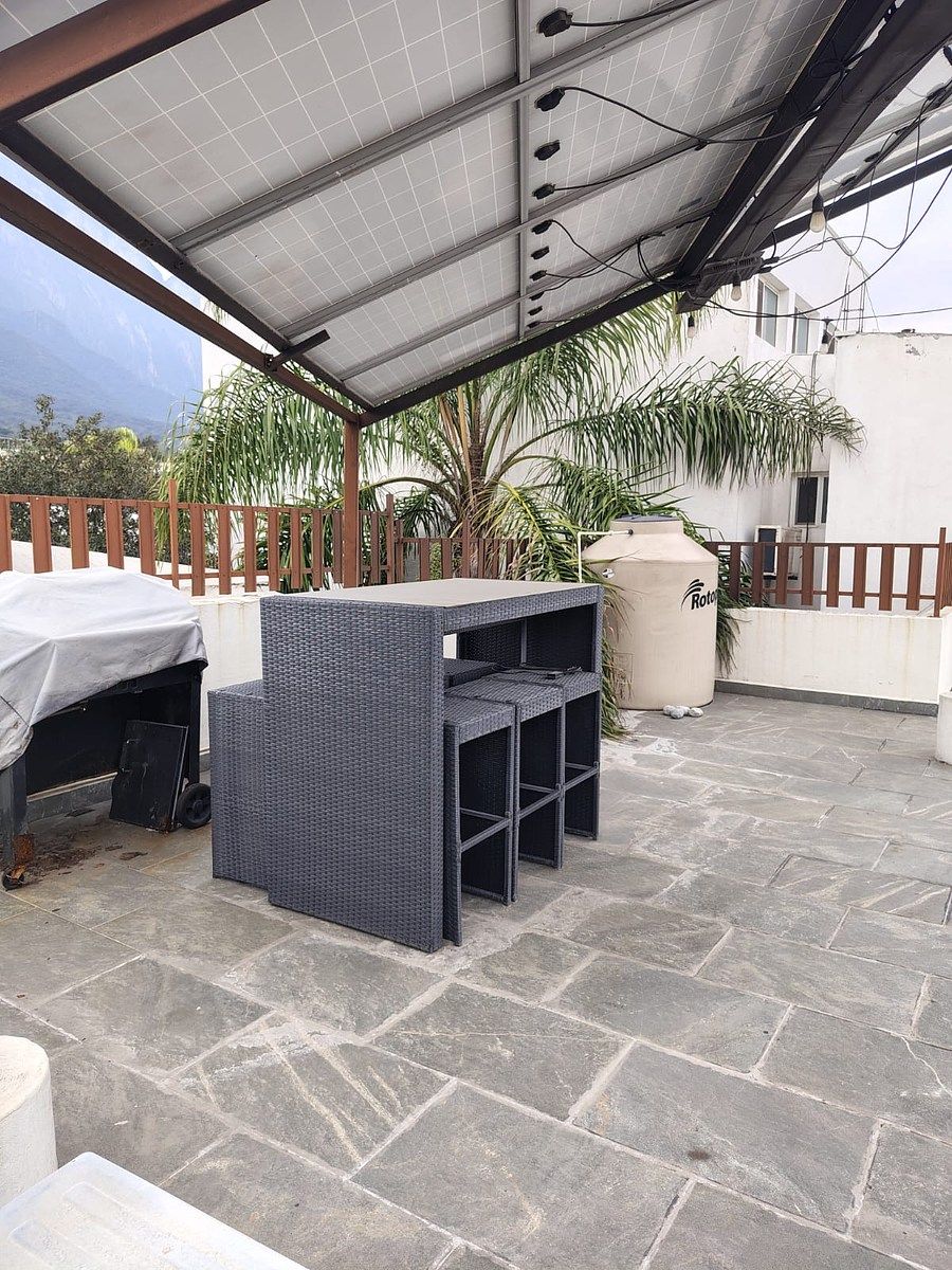 25 de 31: terraza en tercer nivel