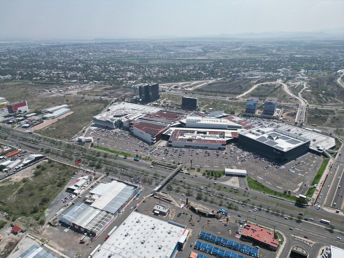 Edifício em El Salitre, Querétaro, foto 2 de 4