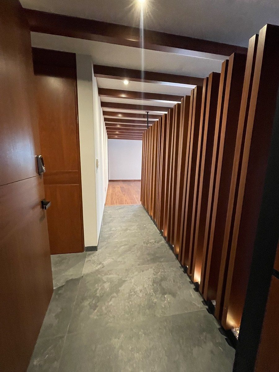 4 de 49: Entrada/ vestíbulo