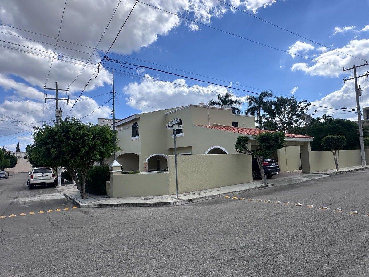 10 de 12: Casa en esquina