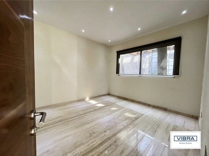 20 of 47: Oficina / Estudio