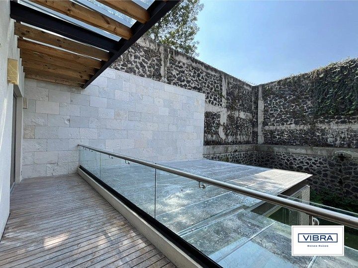 41 of 47: Vista del balcón de rec. secundarias