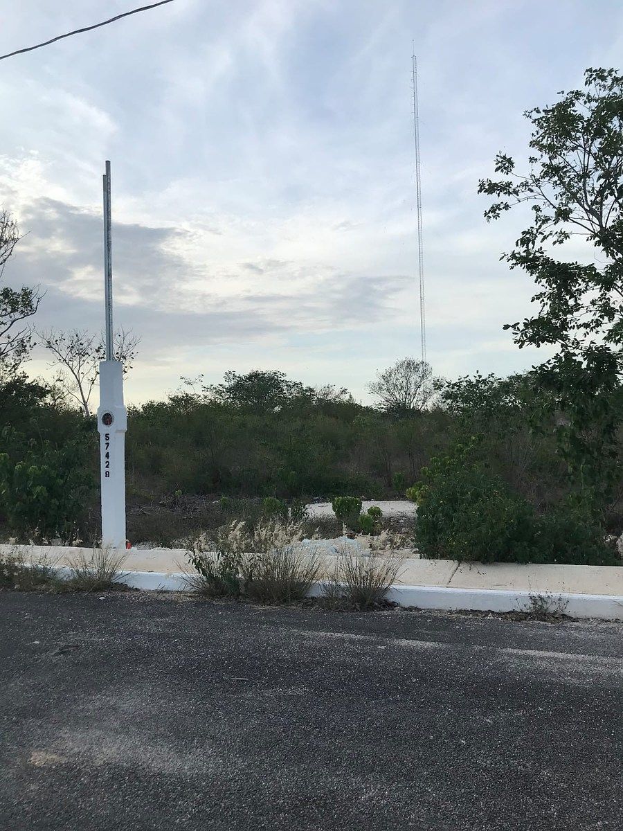 For sale urbanized land in Chichí Suárez, photo 1 of 6