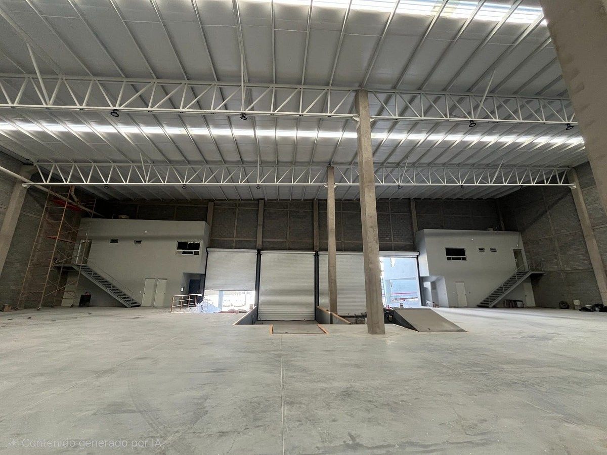 Industrial Warehouse in Nueva Santa Catarina, Santa Catarina, photo 4 of 10