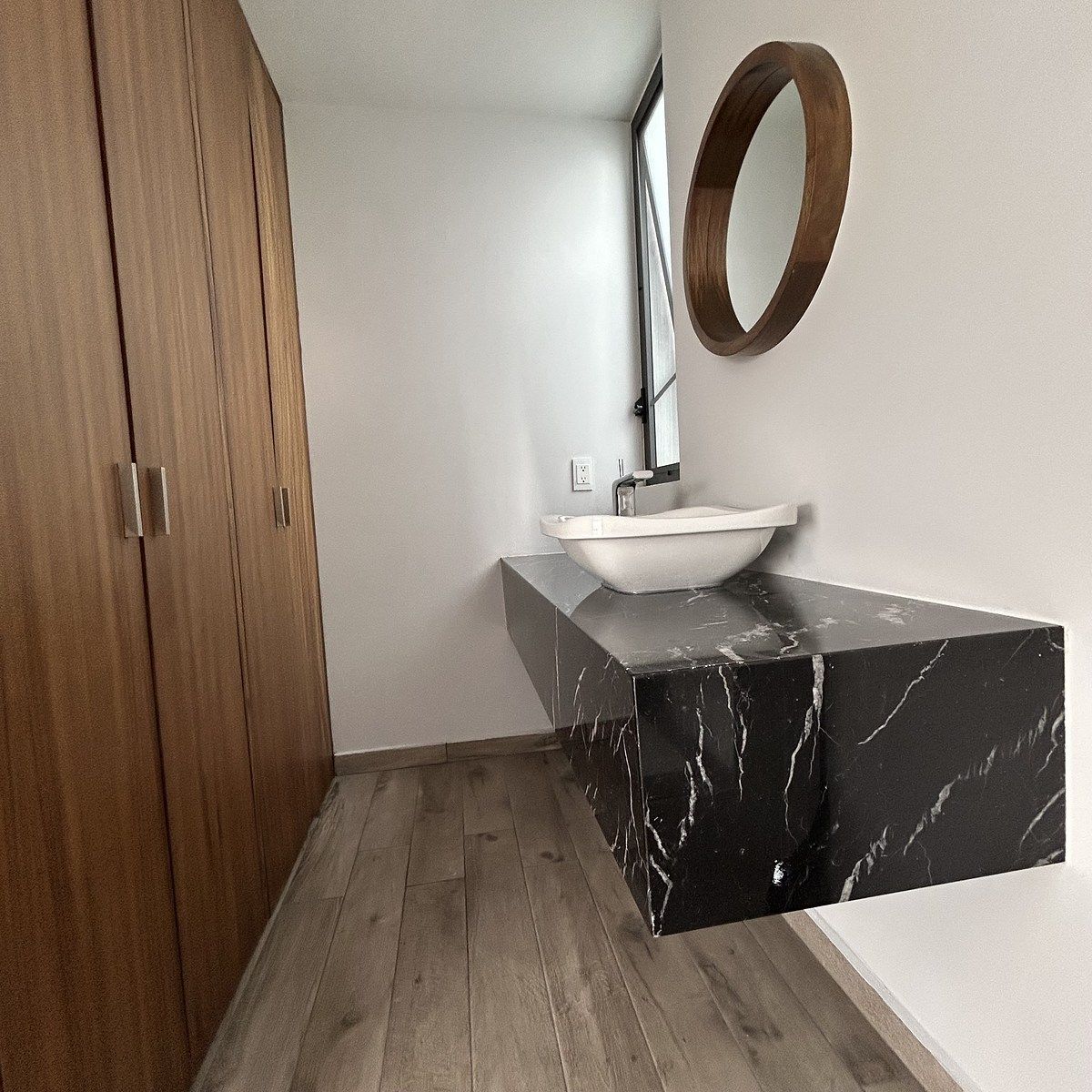 38 de 39: Medio Baño Roof Top