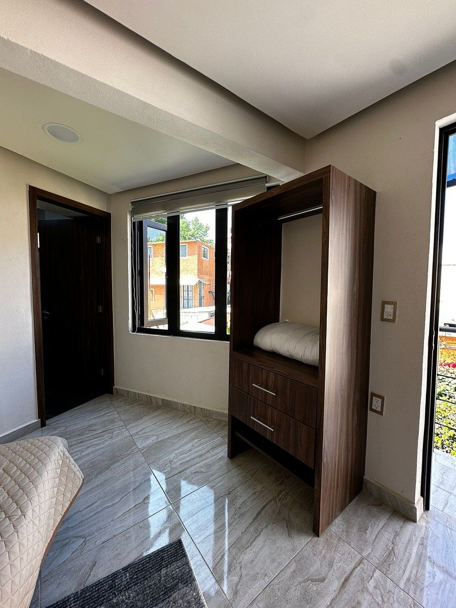 4 de 24: Habitación 5 con cama individual