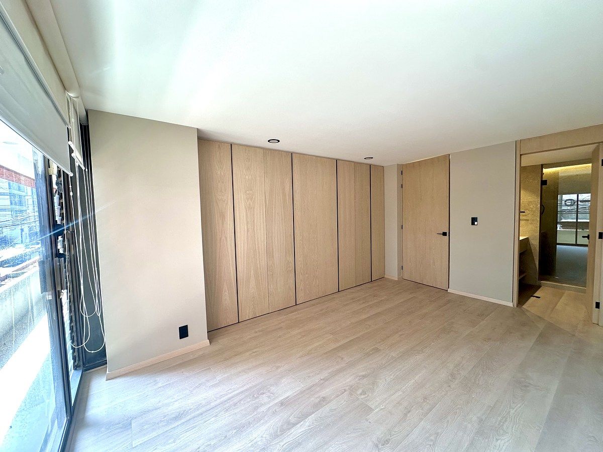 10 of 23: RECAMARA PRINCIPAL