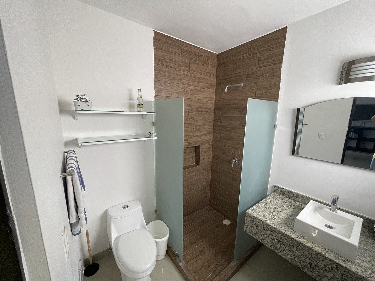 17 of 17: BAÑO HABITACION SECUNDARIA