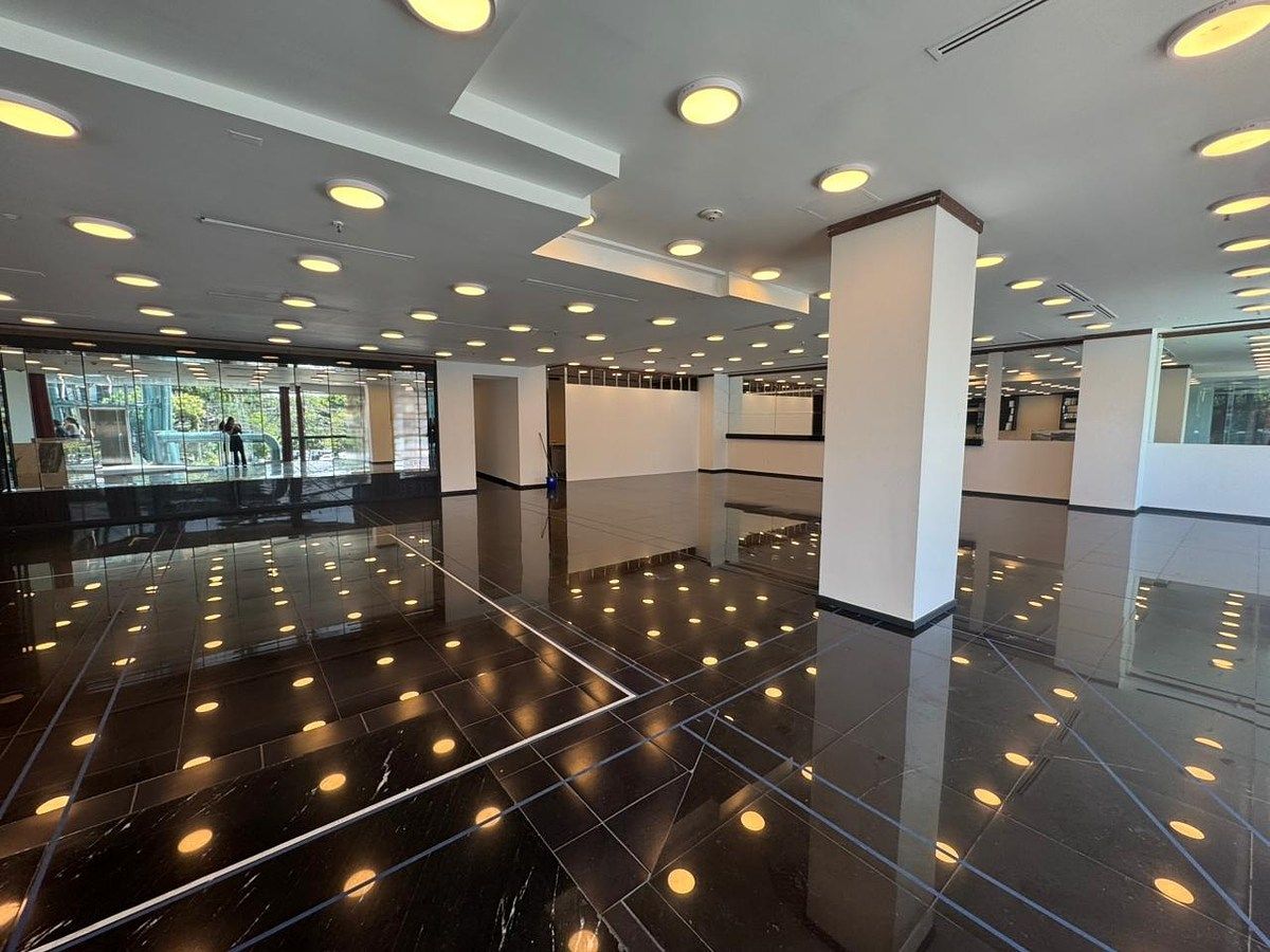 Retail Space in Lomas de Chapultepec I Sección, Miguel Hidalgo, photo 13 of 16