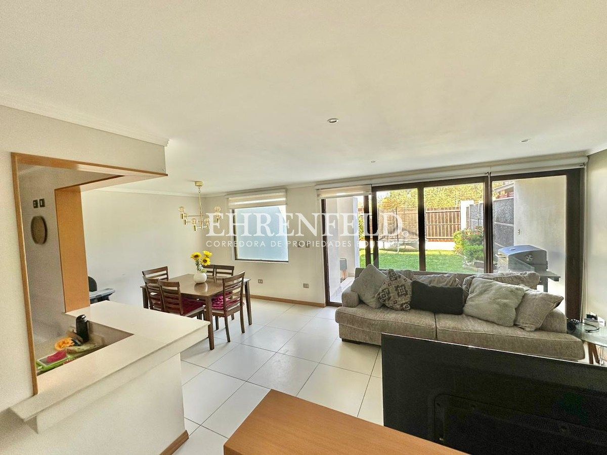 4 de 37: Living y comedor.