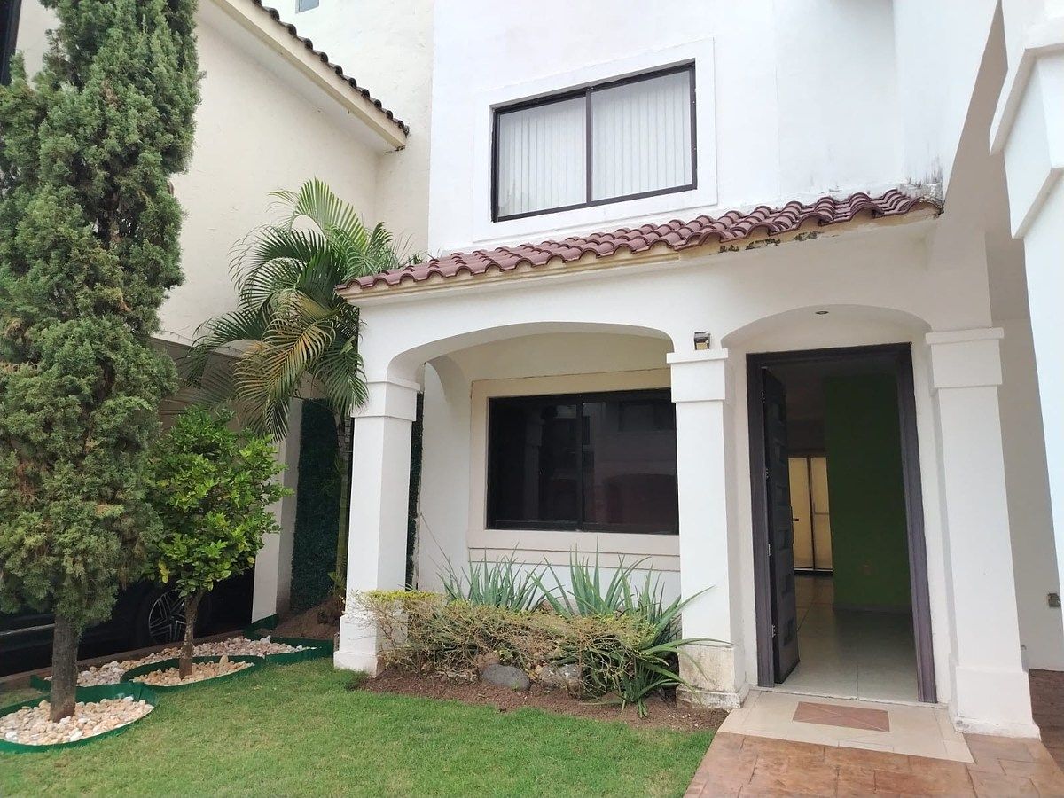 Casa en venta en Fracc. Quintas de Andalus. BOCA DEL RÍO, VERACRUZ