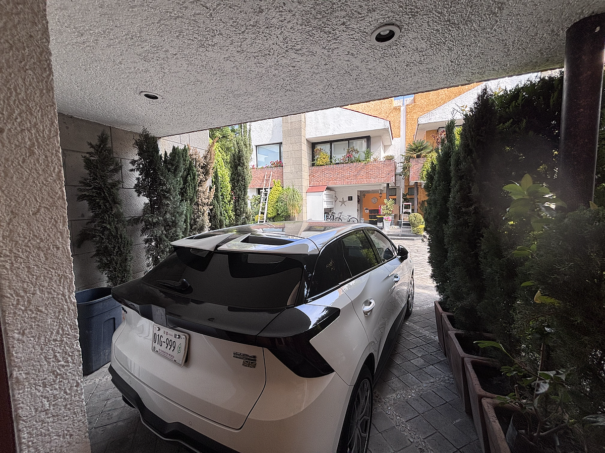 29 of 34: estacionamiento1