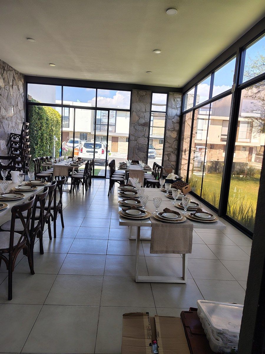 5 of 21: Salon de usos múltiples