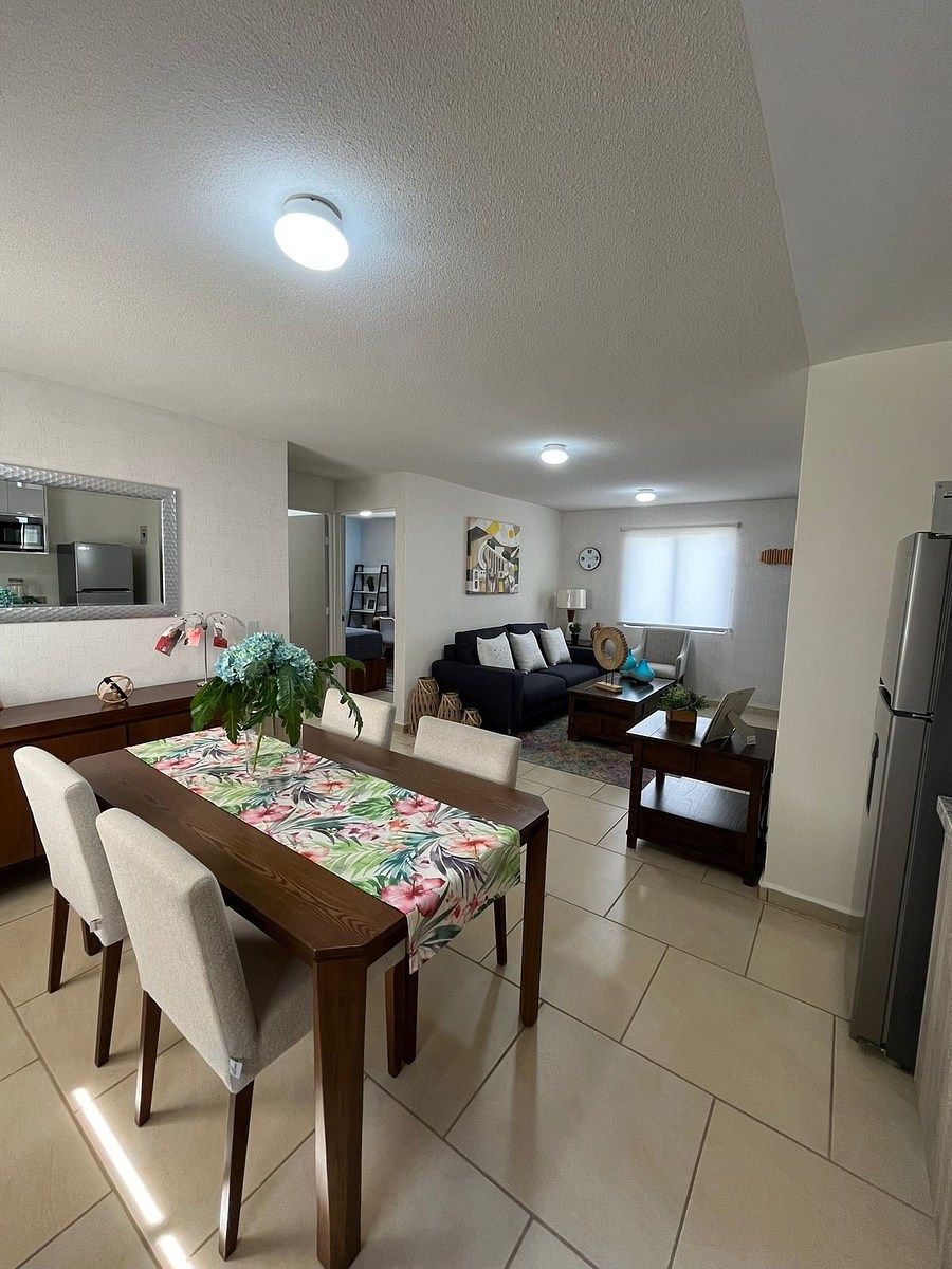 3 of 12: ESTANCIA SALA / COMEDOR