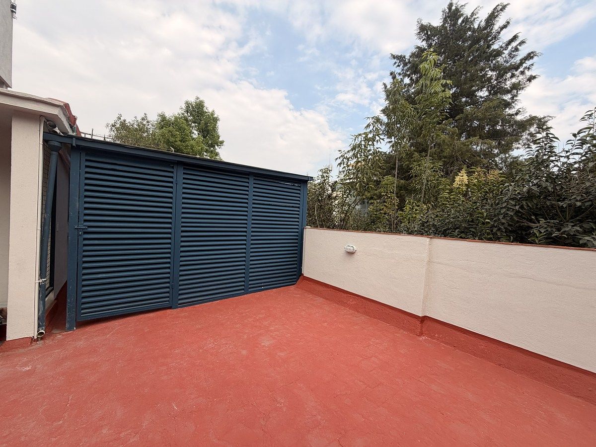 16 de 37: Vista arbolada