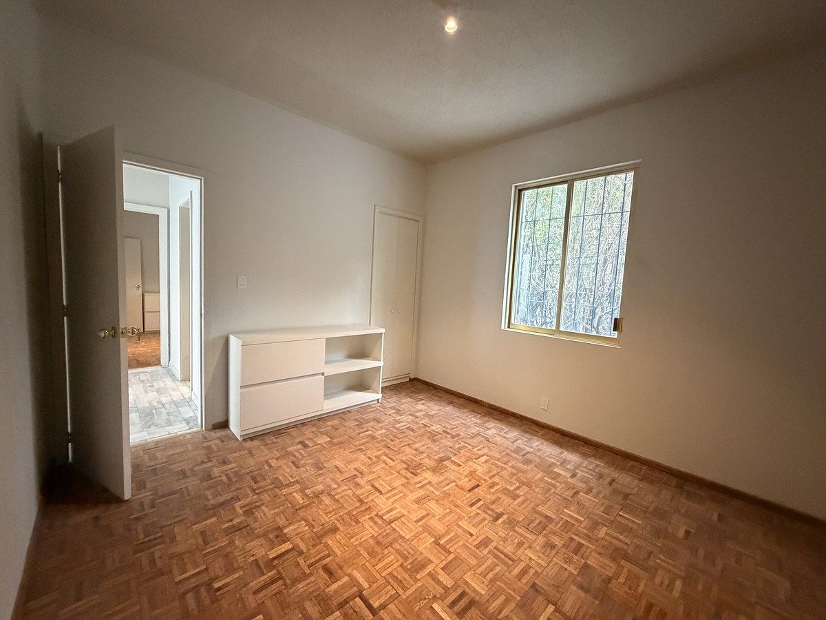 22 de 37: Recámara 2