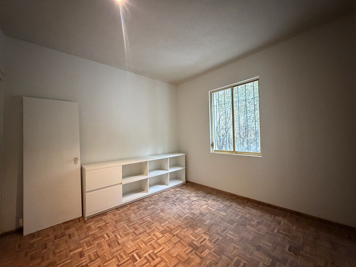 28 de 37: Recámara 3