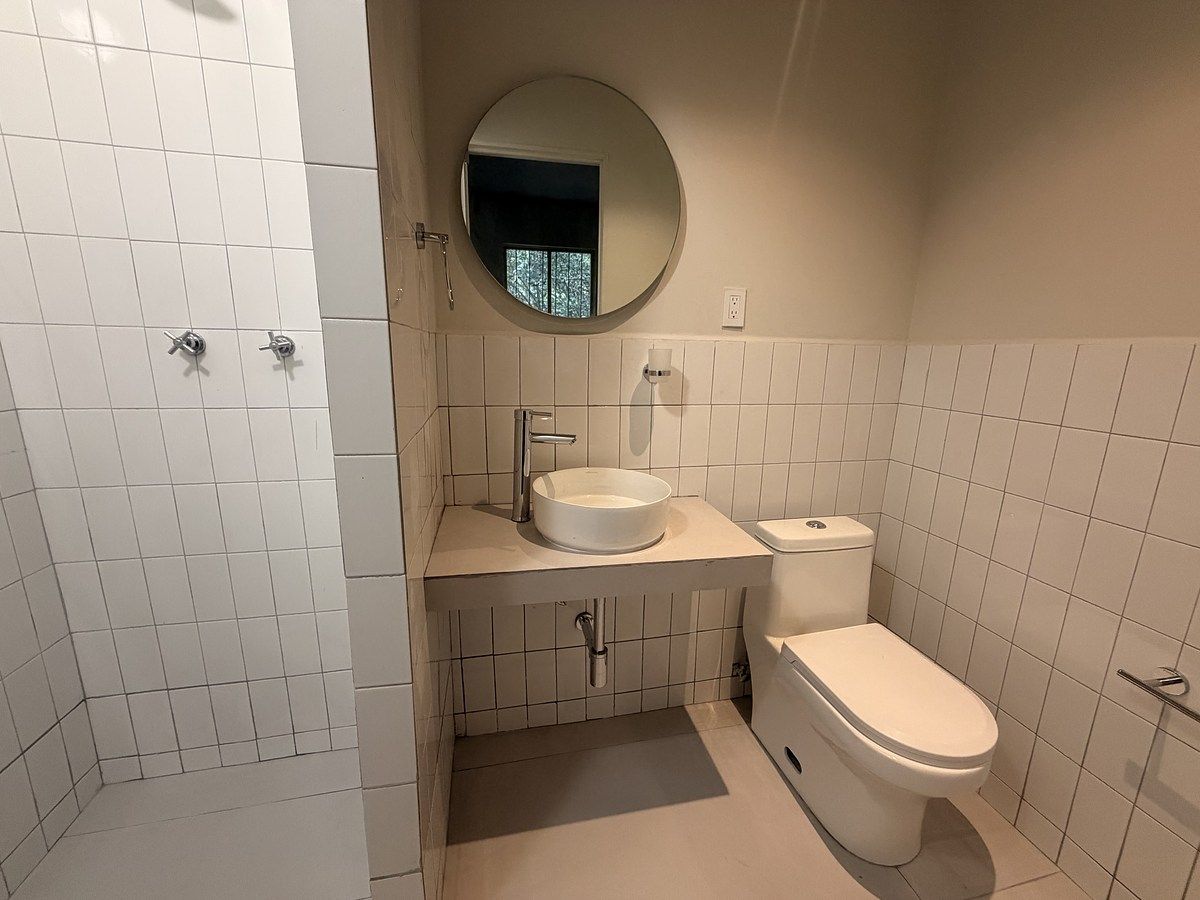 26 de 37: Baño recámara principal