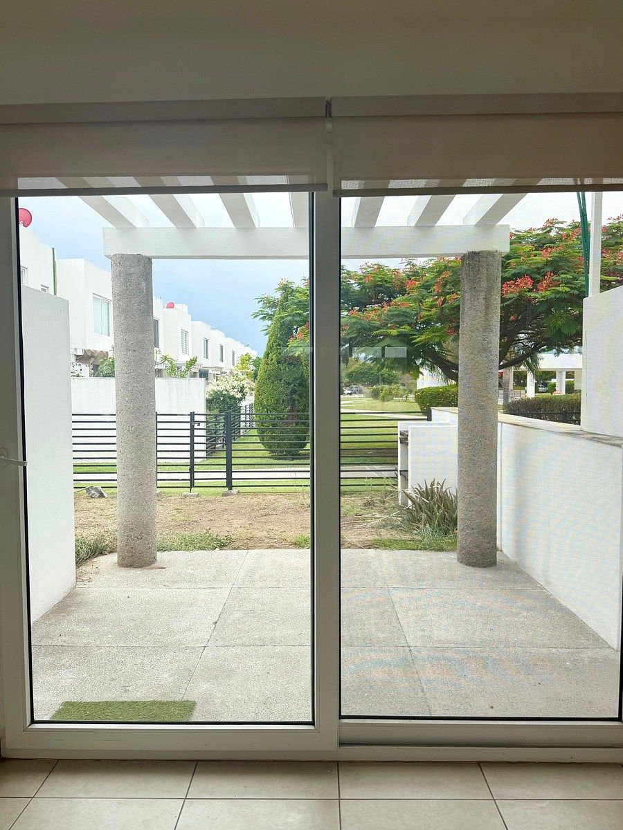Casa em condomínio fechado em Paseos del Bosque, Corregidora, foto 3 de 15