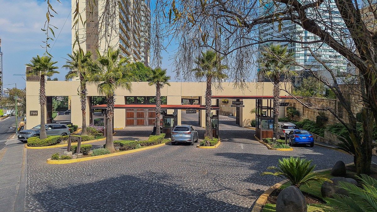 17 of 17: Acceso al Fraccionamiento