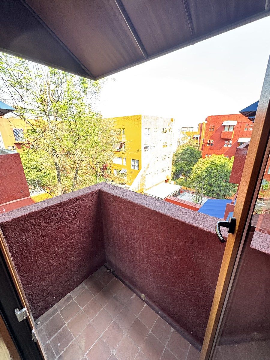 30 de 34: BALCÓN RECÁMARA 3