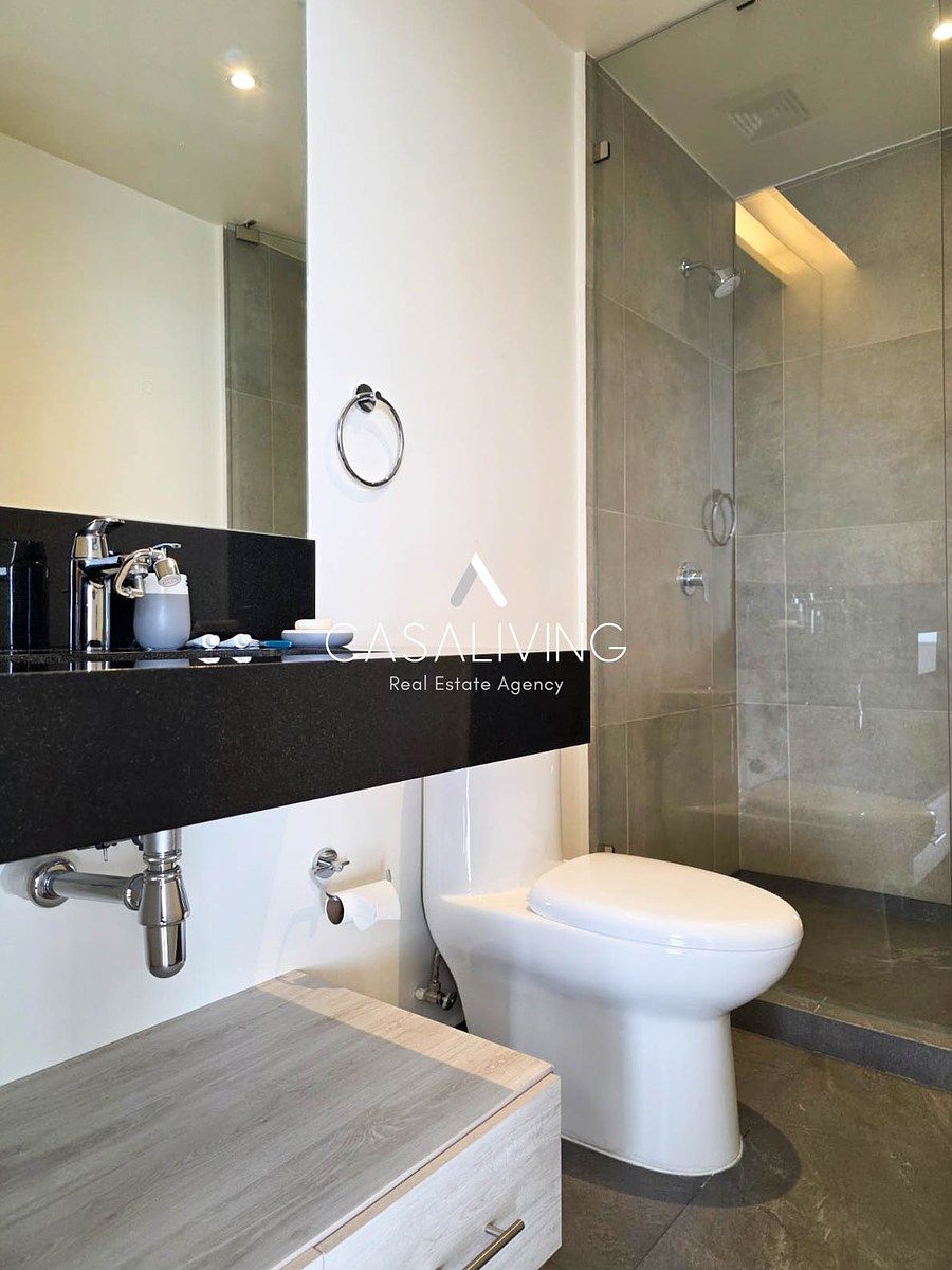 12 de 26: Baño de recámara secundaria