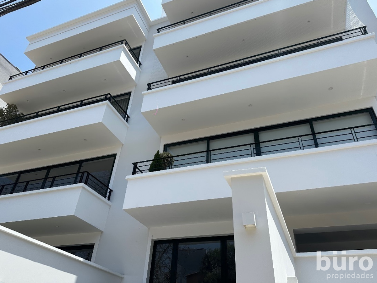 16 de 20: Fachada característica de Mario Lara.