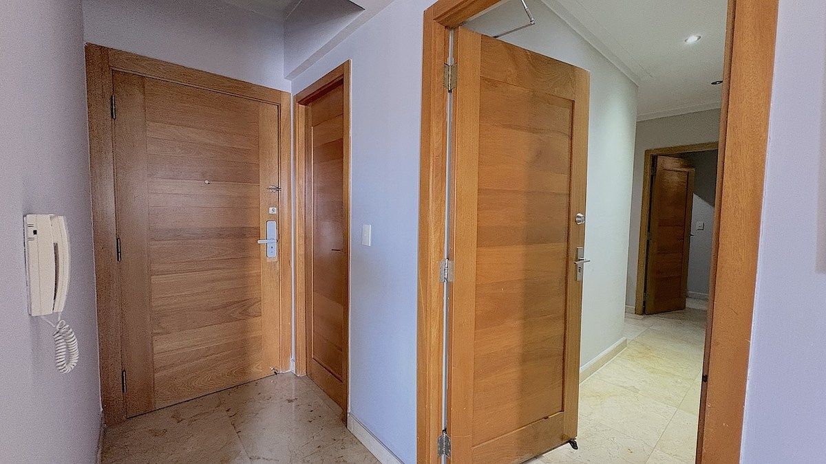 10 de 23: Acabados de puertas