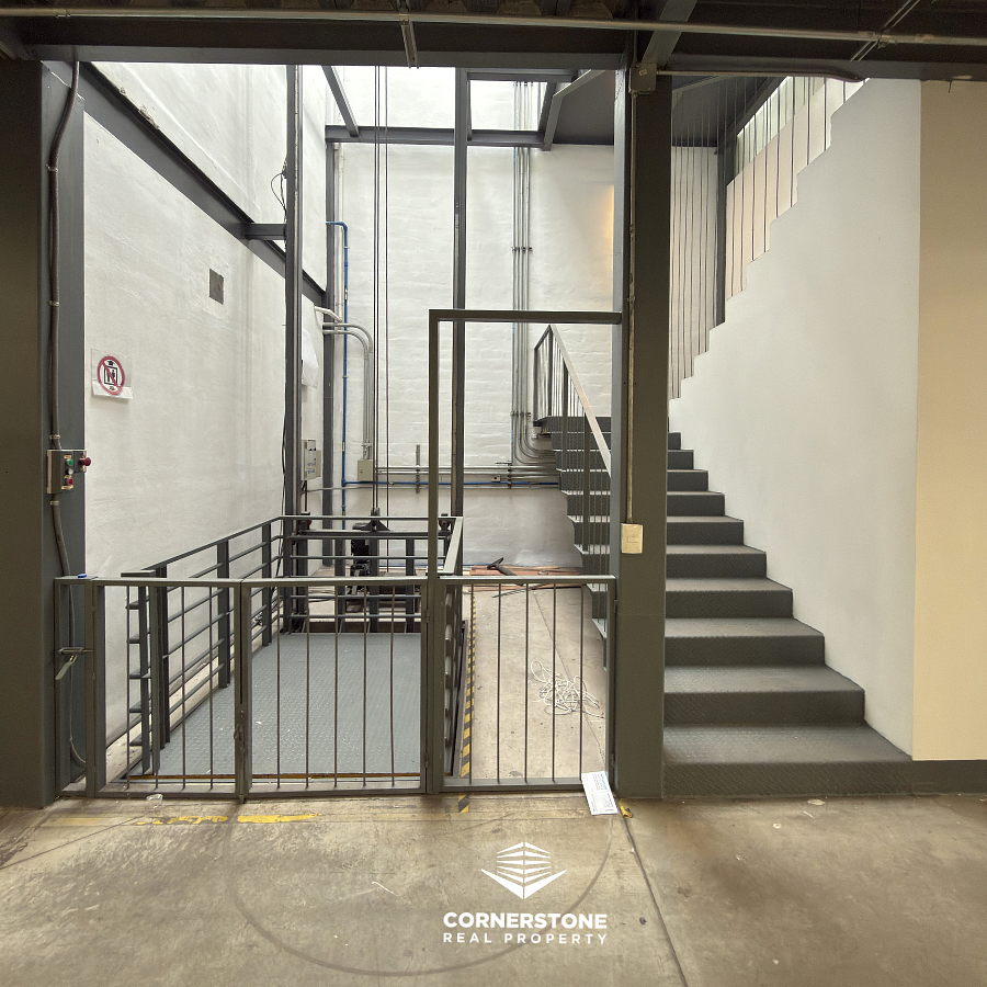 9 de 21: bodega en venta en guadalajara en mezquitan country elevador