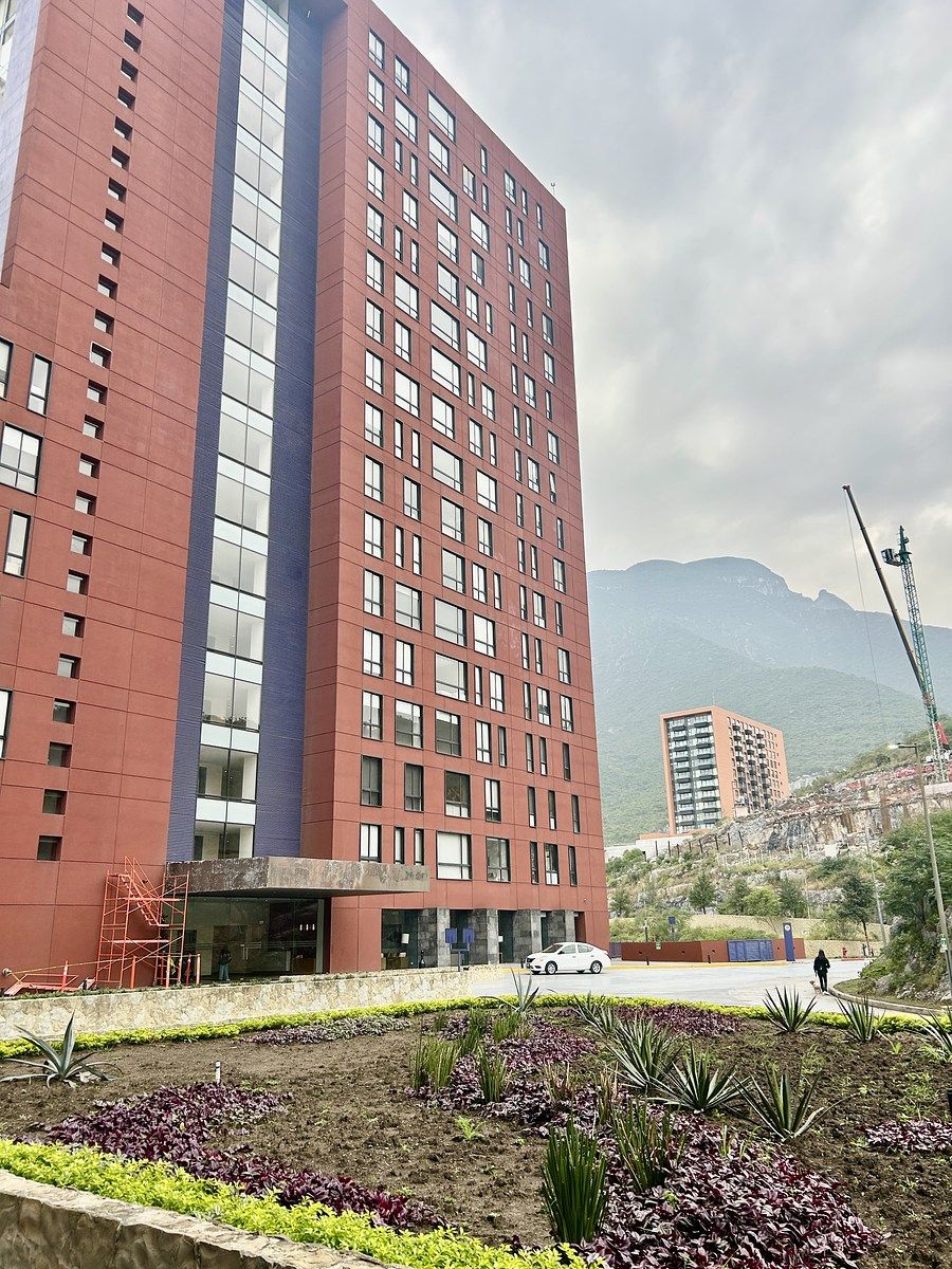 1 de 14: Torre Cantera