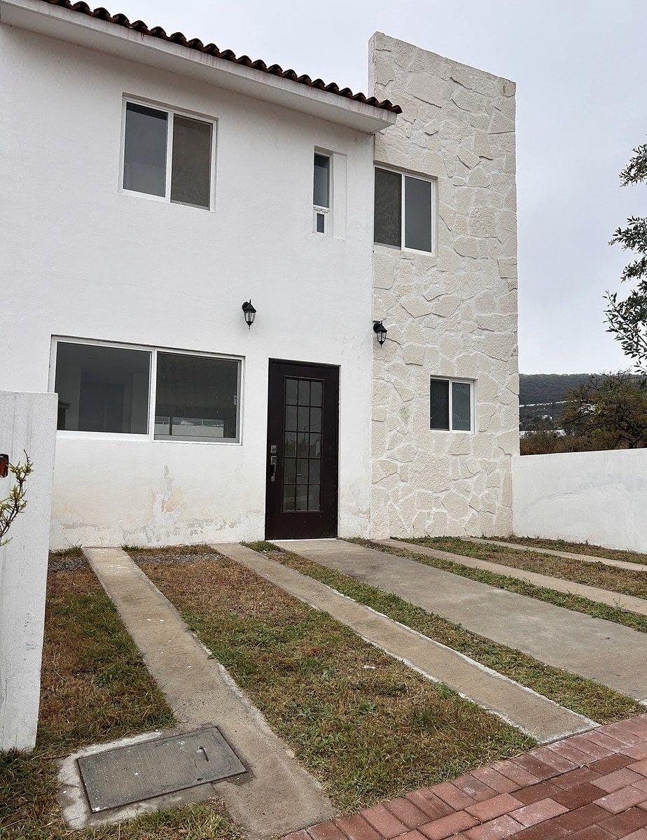 Casa Nueva en Venta, Cd Maderas Montaña. 2 recamaras