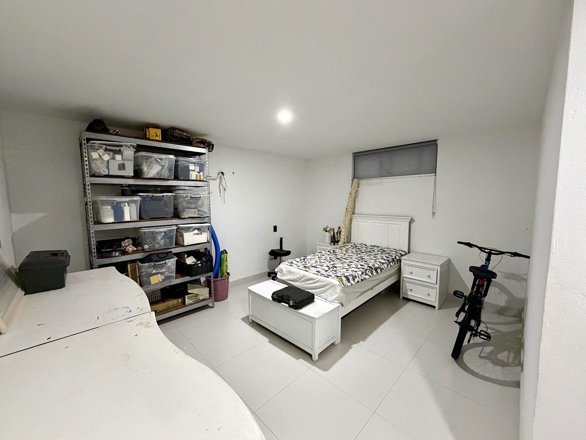 46 de 48: Cuarto de servicio