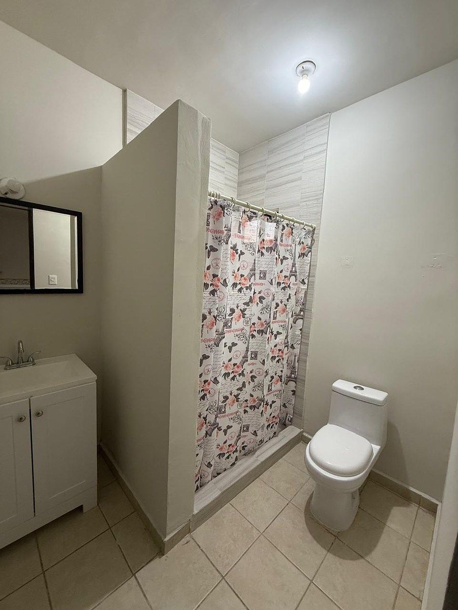 18 de 19: Baño recámara secundaria