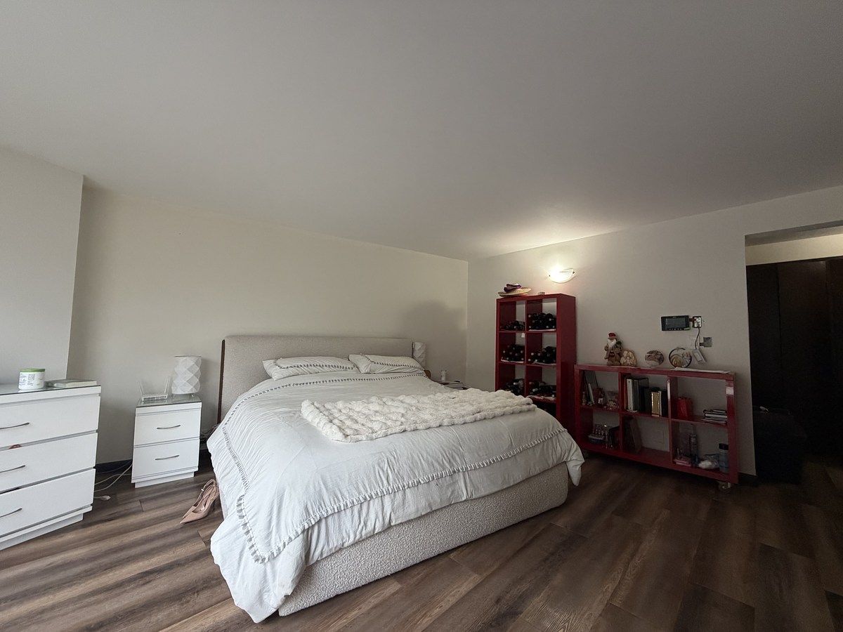 8 de 19: Recámara principal
Con baño y vestidor