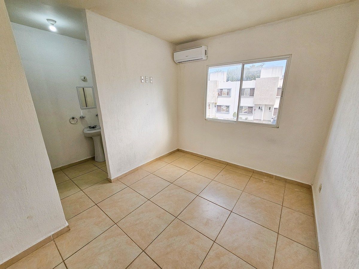 13 de 22: Recámara 2