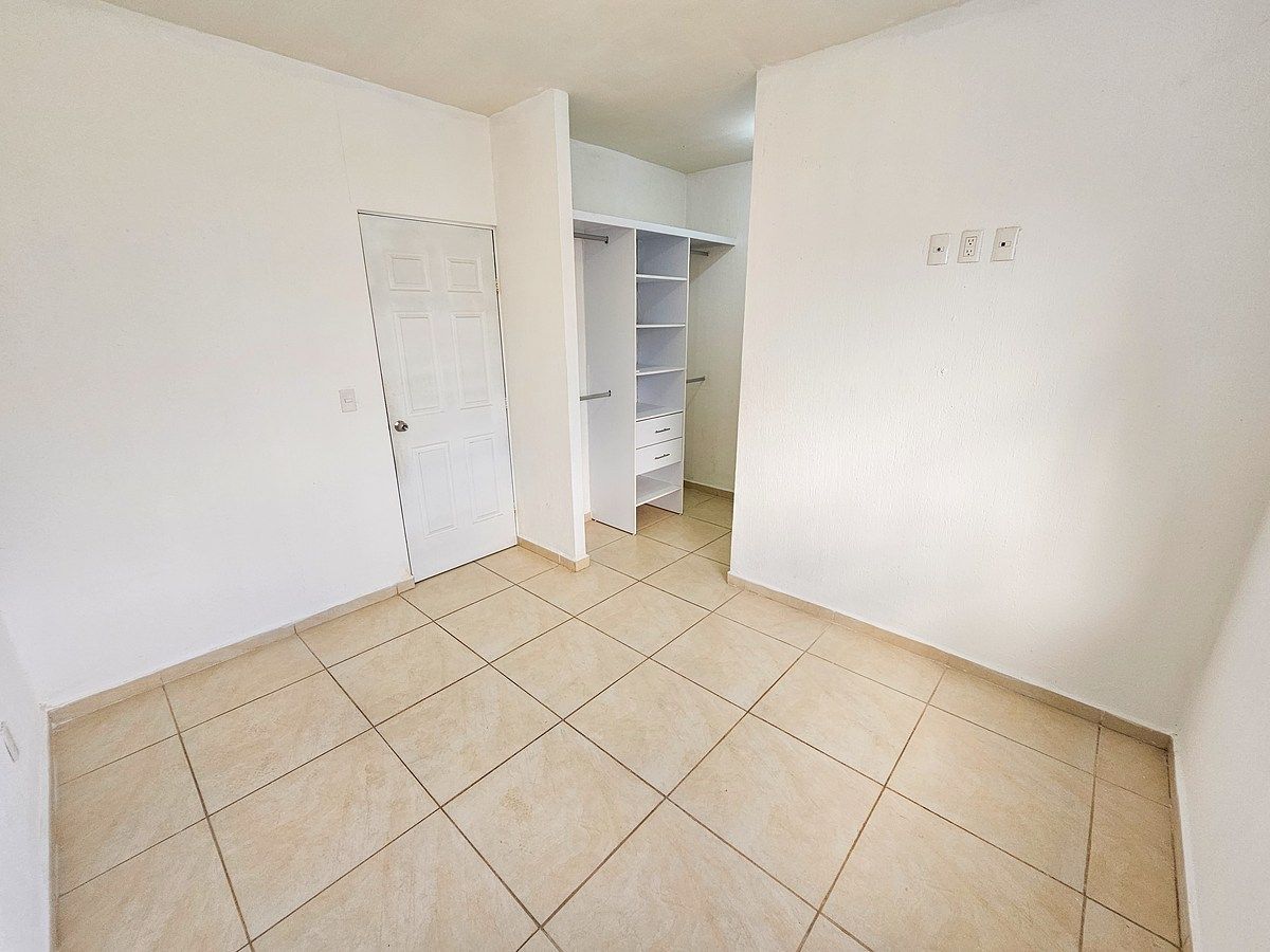 12 de 22: Recámara 2