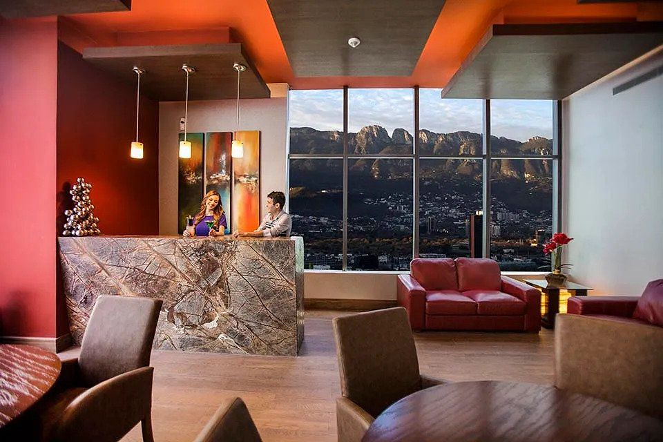 13 de 14: Sala para invitados