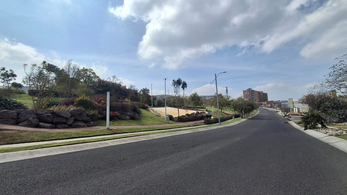 2 de 16: parque jamadi