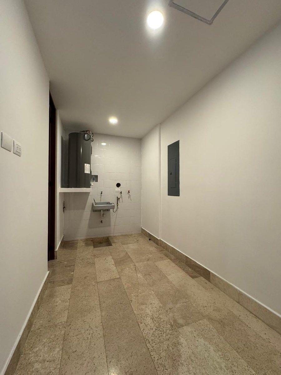 9 de 26: Cuarto de servicio