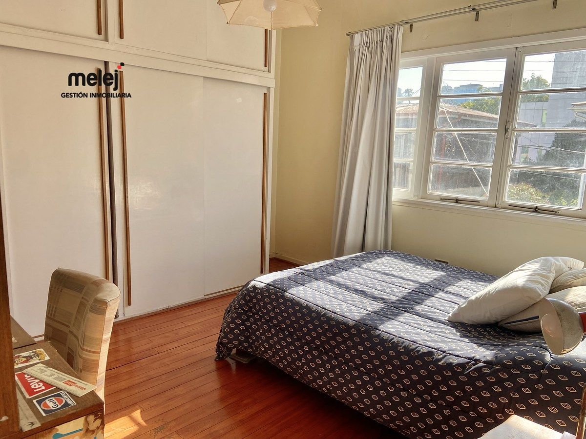 15 de 34: Dormitorio 1