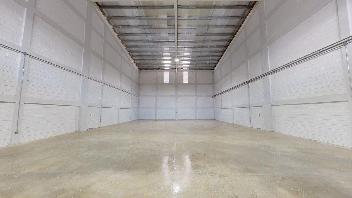 Nave en La Autopista Duarte, Santo Domingo Oeste, foto 10 de 17
