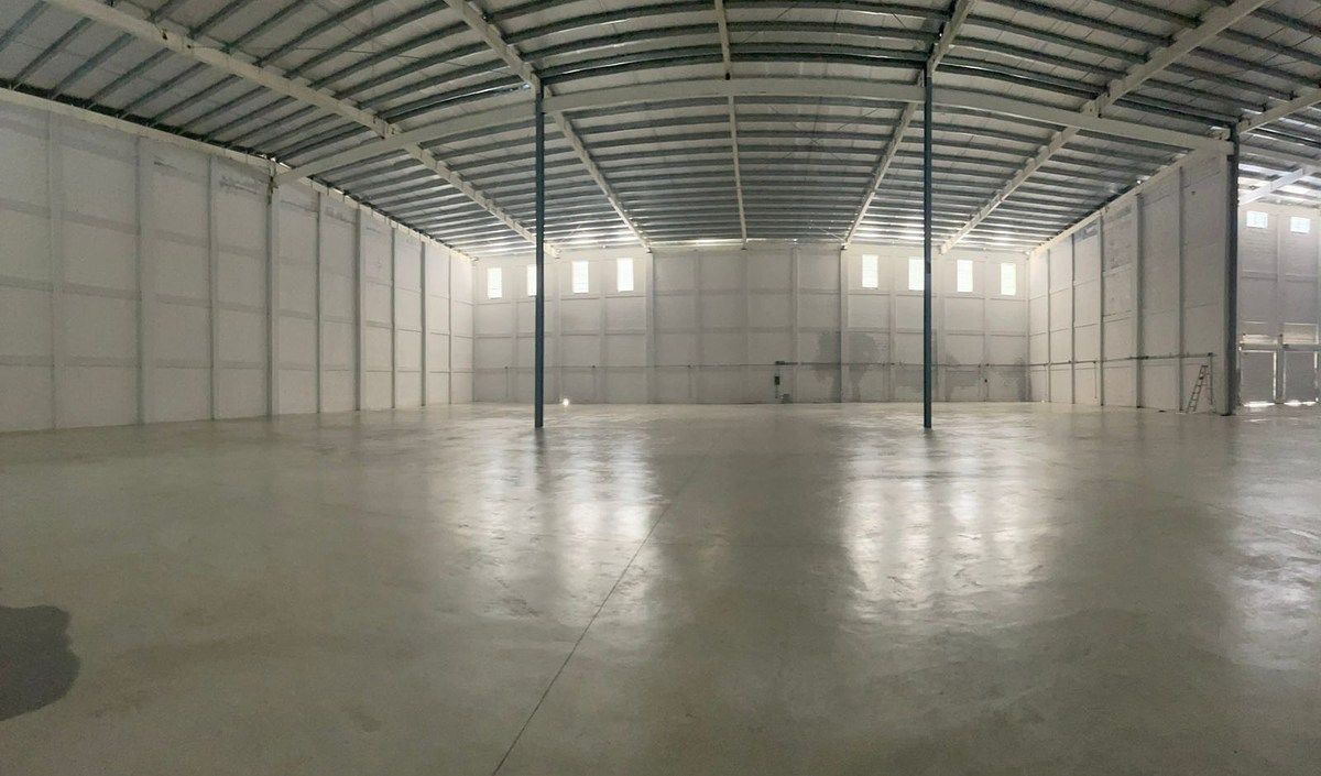 Nave en La Autopista Duarte, Santo Domingo Oeste, foto 14 de 17