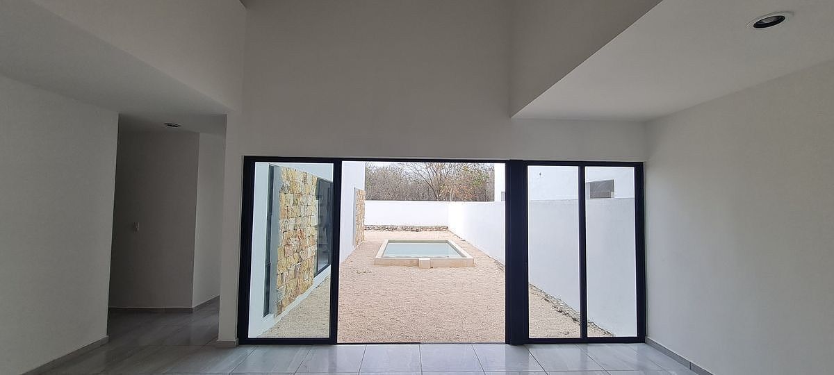 6 de 24: SALA DOBLE ALTURA