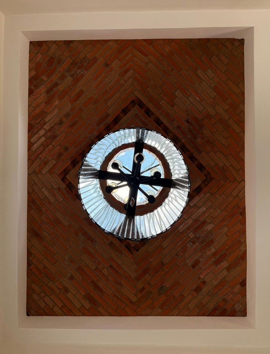 12 de 16: Cupula en escalera