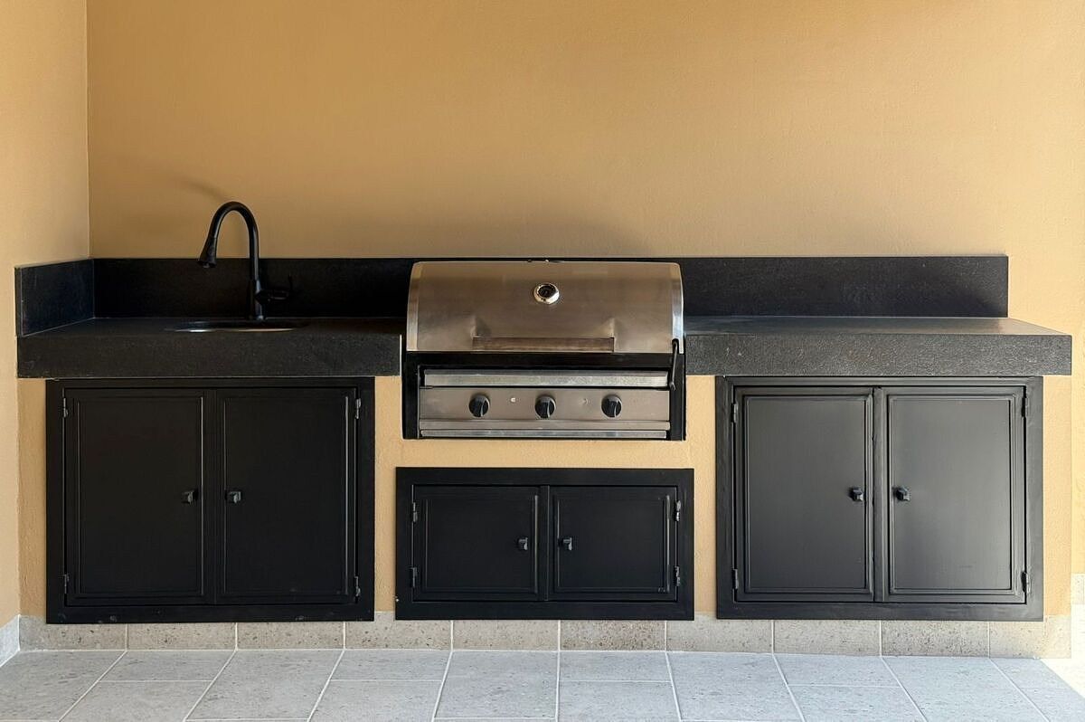 13 of 16: Roof Garden