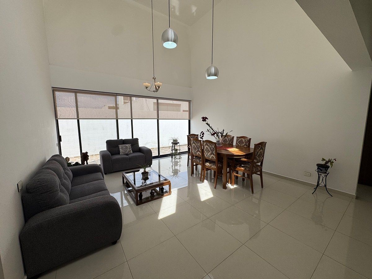 Casa em Grand Juriquilla, Querétaro, foto 2 de 30