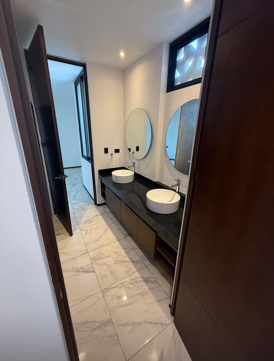 9 de 20: Baño recámara principal