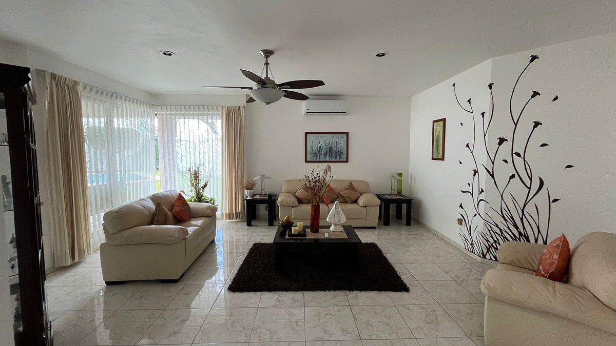 Casa en Venta al Norte de Merida, Yucatán Dzitya