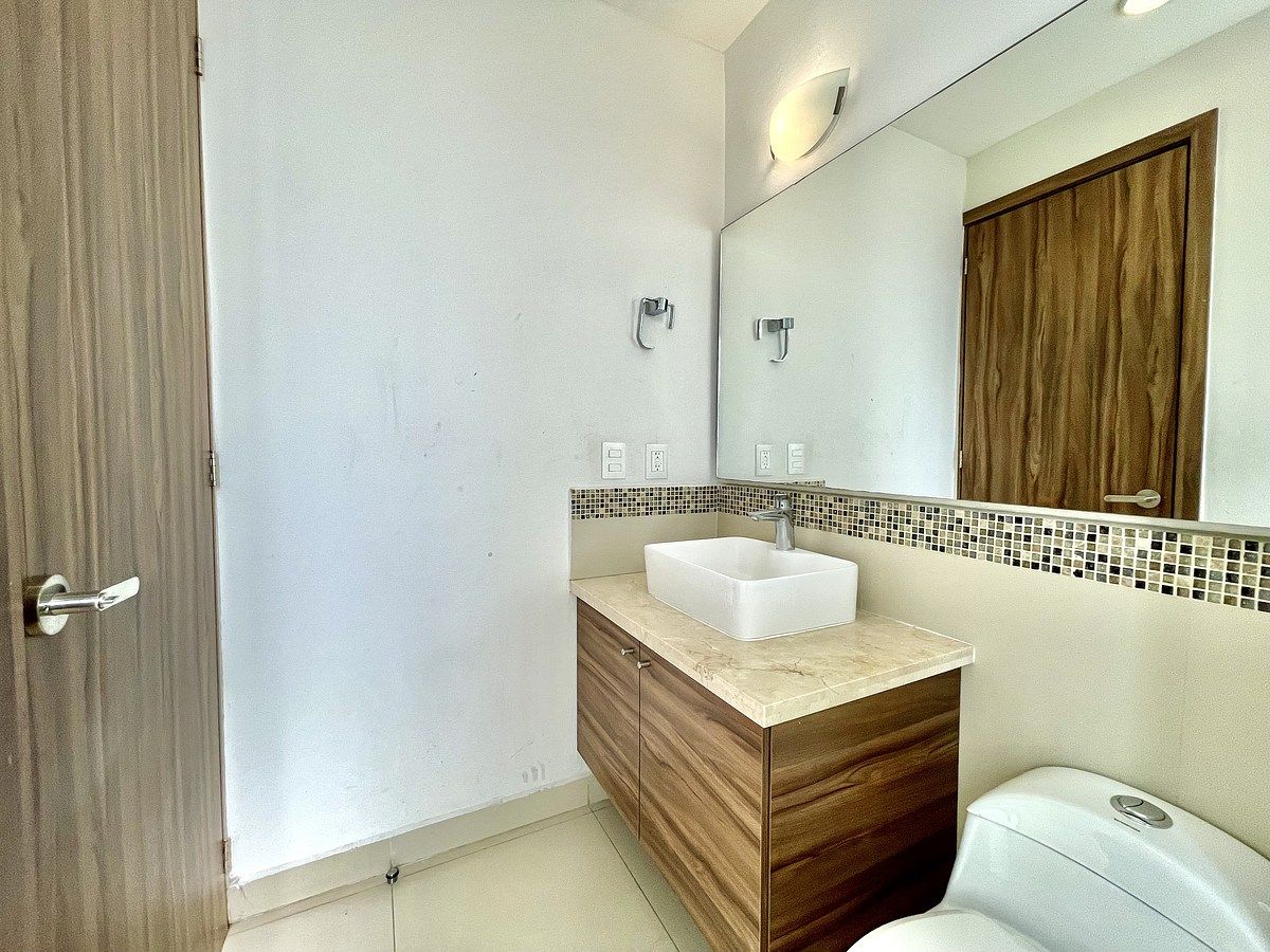 12 de 20: Departamento en renta en Torre Cibeles II Jardin Real Zapopa