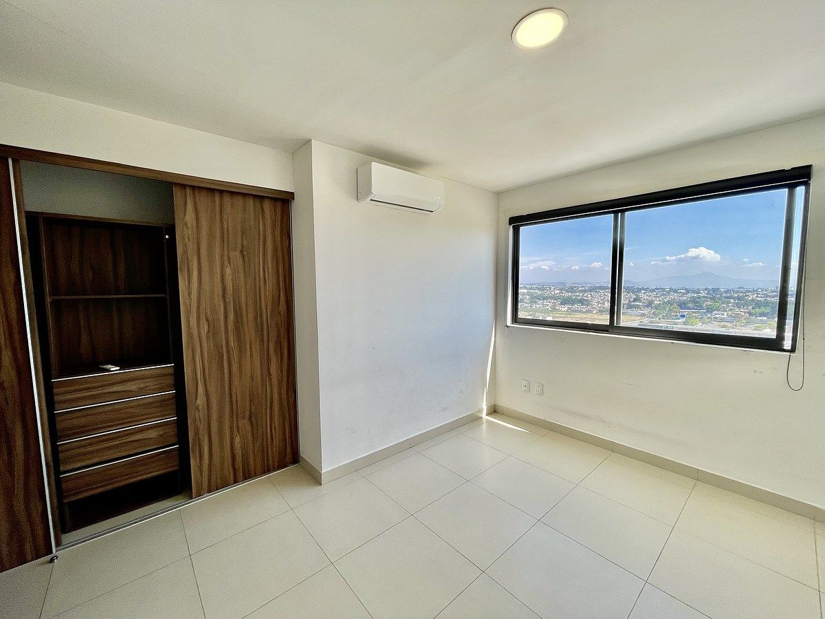 16 de 20: Departamento en renta en Torre Cibeles II Jardin Real Zapopa